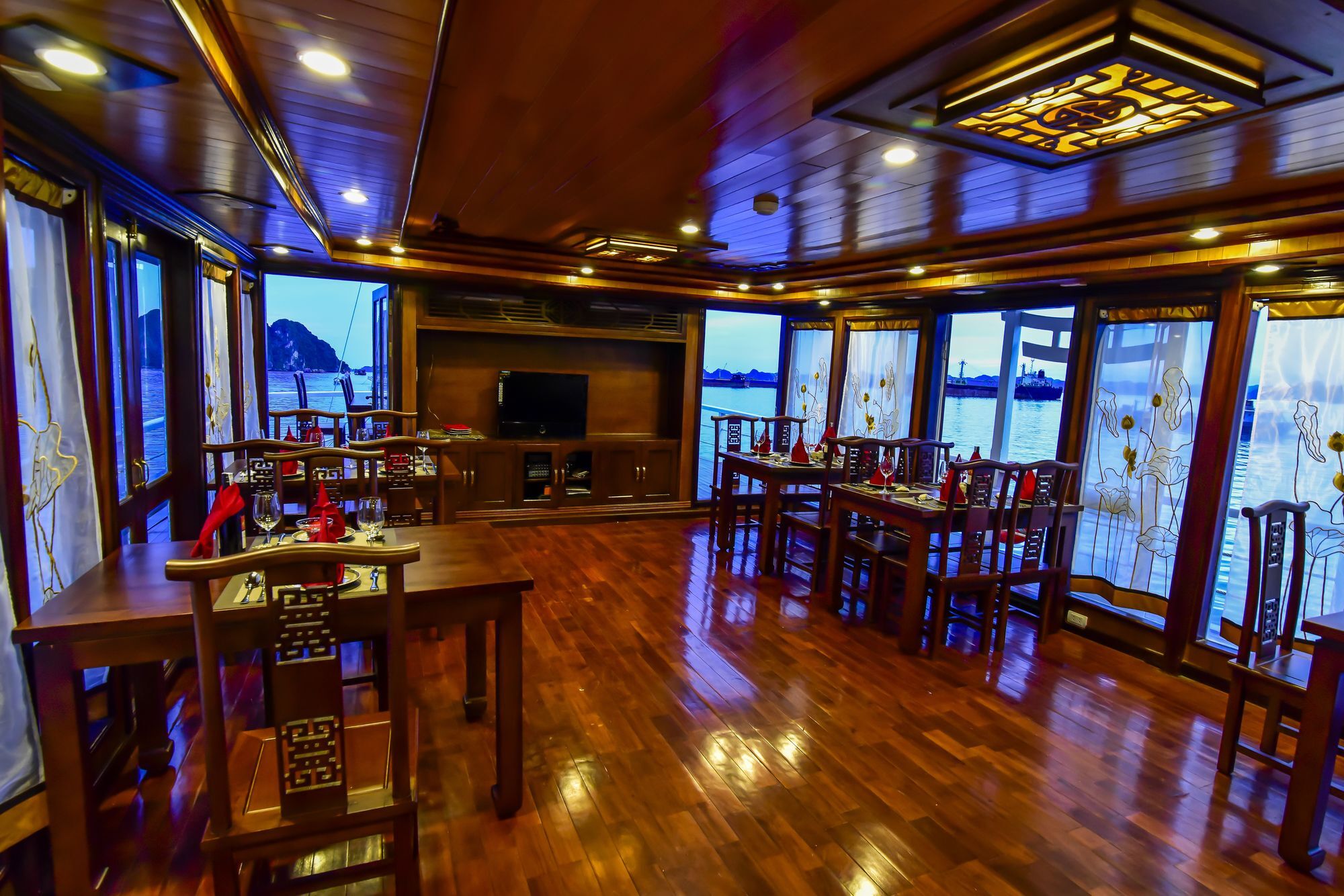 Renea Cruises Halong Otel Ha Long Dış mekan fotoğraf